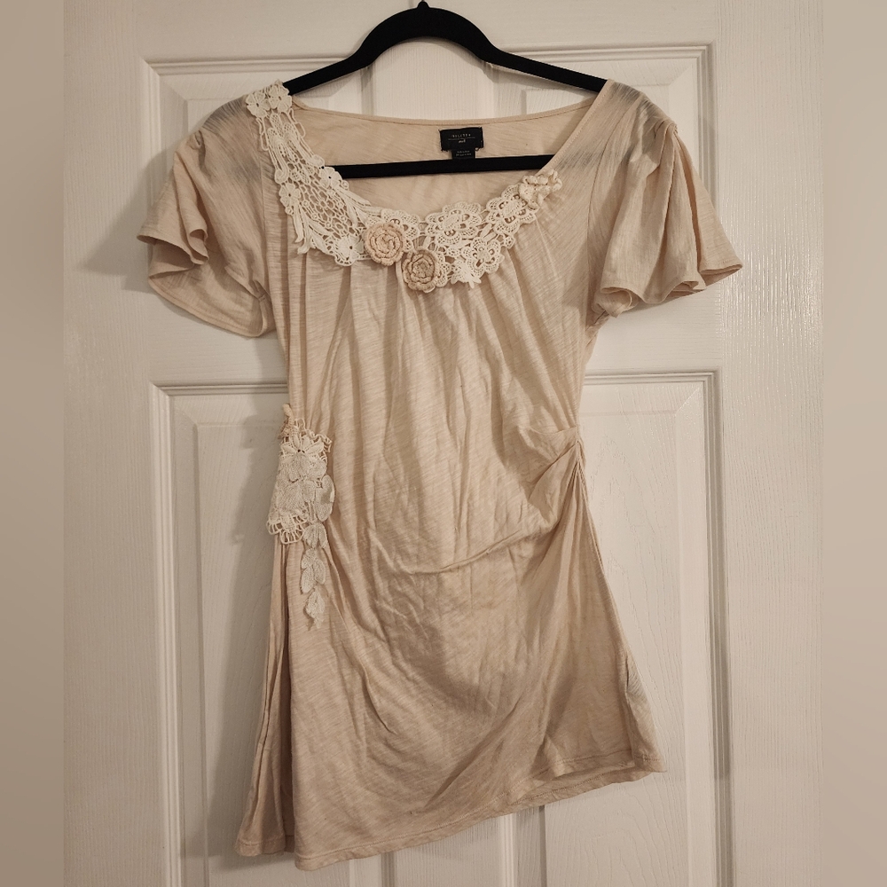 Deletta Anthropologie Asymmetrical Floral Crochet Top
